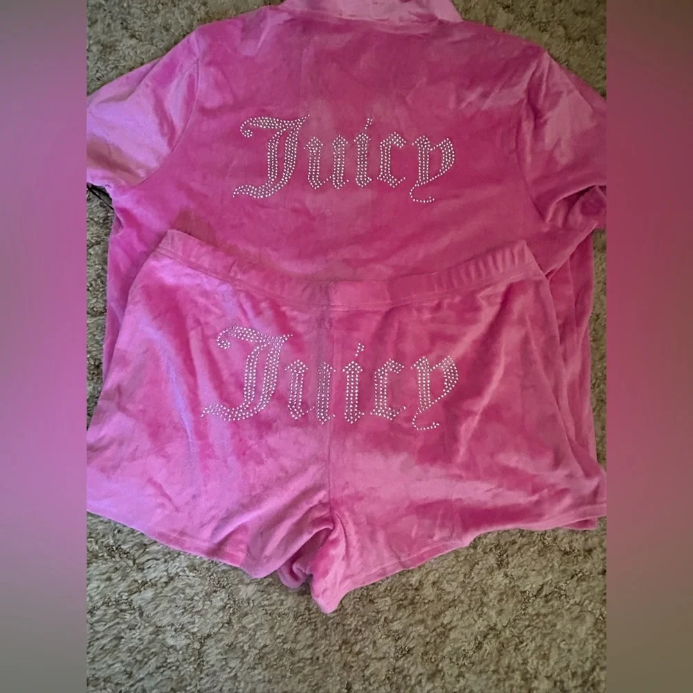 Juicy Couture Hot Pink Velour Rhinestone Pajamas Sleep Set - Picture 3 of 4